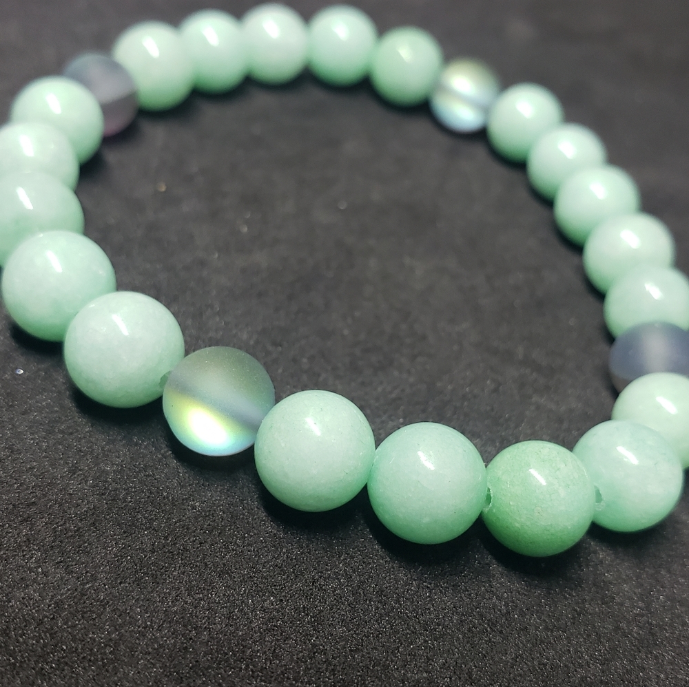 Aquamarine and mystic aura quartz bracelet